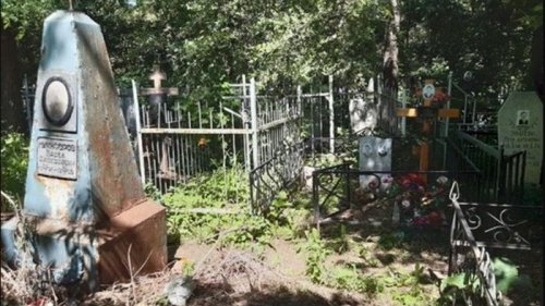 В России на кладбище нашли покойников без гробов (фото)