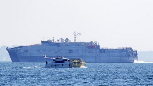 Корабль ВМС США покинул Черное море