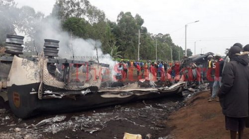 В Кении взорвался бензовоз, 13 жертв (фото)