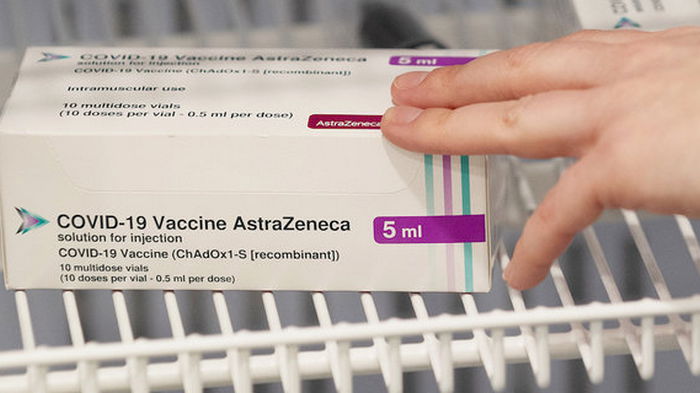 Смешанная схема AstraZeneca-Pfizer значительно повышает уровень антител – исследование