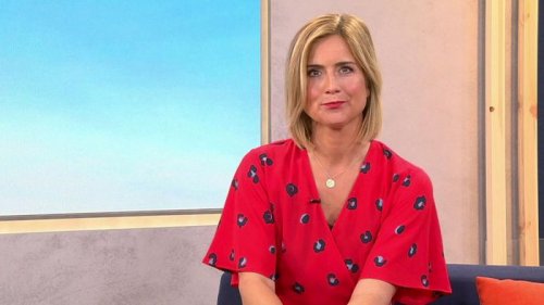 В Германии ведущая телеканала вымазала себя грязью перед включением о масштабных наводнениях