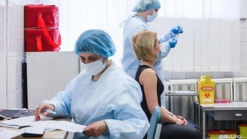 В Украине новый рекорд COVID-вакцинаций за сутки