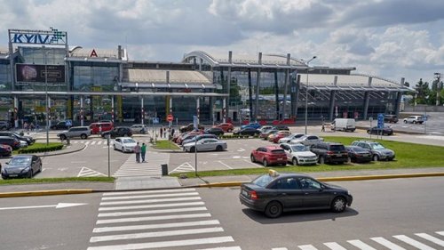 В киевском аэропорту вакцинируют от COVID-19