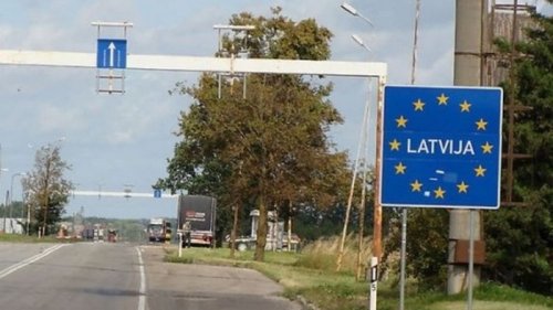 Латвия ввела режим ЧС на границе с Беларусью
