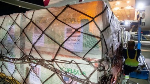 МОЗ пояснил, почему применяют незарегистрированную вакцину Moderna