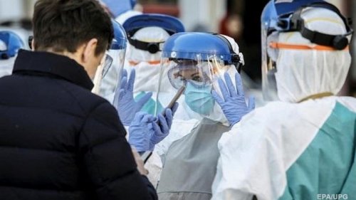 В МОЗ назвали сроки вспышки COVID-19 в Украине