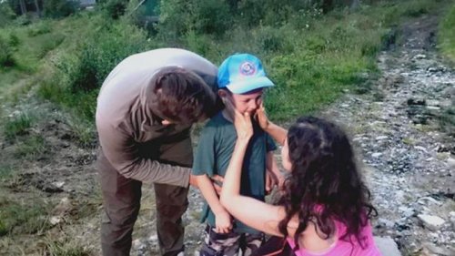 Заблудившийся в Карпатах мальчик рассказал, как скитался в горах (видео)