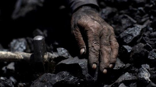 В Китае два десятка шахтеров оказались под завалами