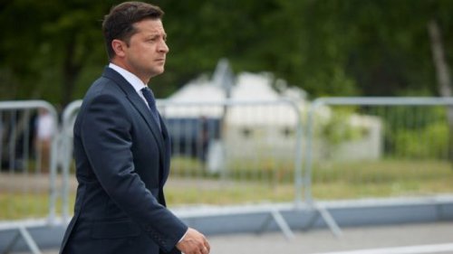 Зеленский вместе с делегацией вылетает в США