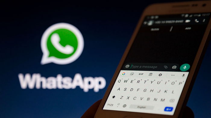 WhatsApp читает вашу переписку: тысячи модераторов просматривают контент в поисках угроз, - СМИ