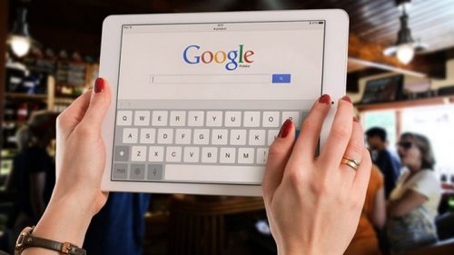 Пользователи Google будут вынуждены смотреть рекламу