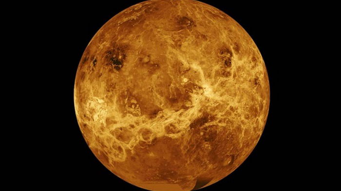 Космический аппарат ESA сфотографировал Меркурий