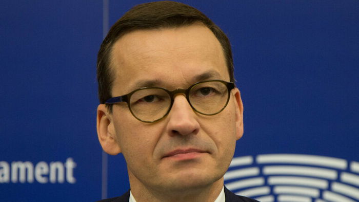 Польша не собирается выходить из Евросоюза - премьер