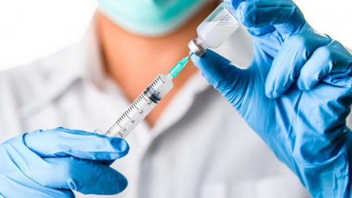 Глава ВОЗ призвал приостановить бустерную вакцинацию