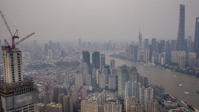 Китайские власти требуют от основателя Evergrande погасить долги из собственного богатства
