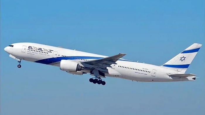 В Саудовской Аравии впервые приземлился самолет из Израиля