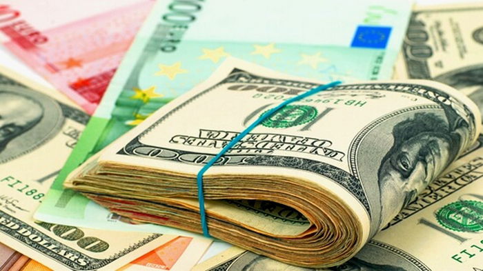 Курсы валют на 15 ноября: гривна на новом максимуме к евро