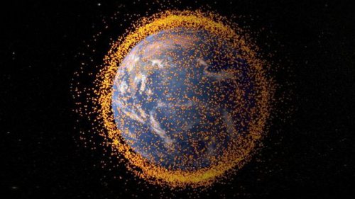 Чтобы избавиться от космического мусора, Стив Возняк запустит сотни спутников