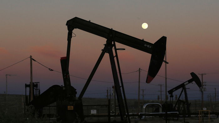 Цена нефти поднялась выше 75 долларов