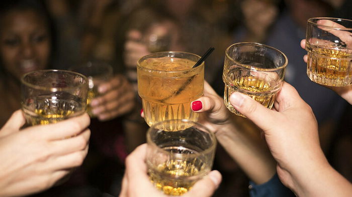В Норвегии запретят продажу алкоголя в барах и ресторанах