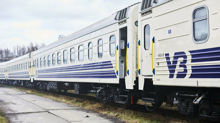 Из-за непогоды в Украине задерживаются поезда