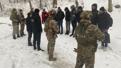 На Закарпатье задержали восьмерых нелегалов (видео)