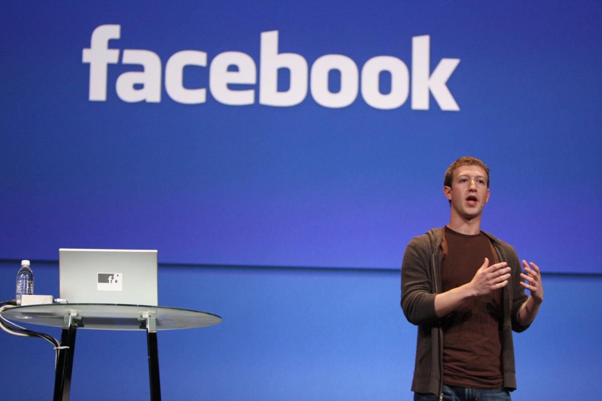 Цукерберг рассказал, зачем объединять Facebook, Instagram и WhatsApp