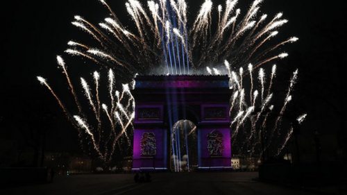Франция сняла флаг ЕС из-под Триумфальной арки