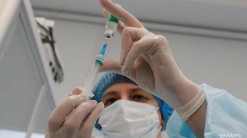 Турция начала COVID-вакцинацию своим препаратом
