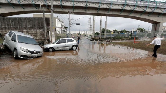 Наводнение в Бразилии: погибли 15 человек