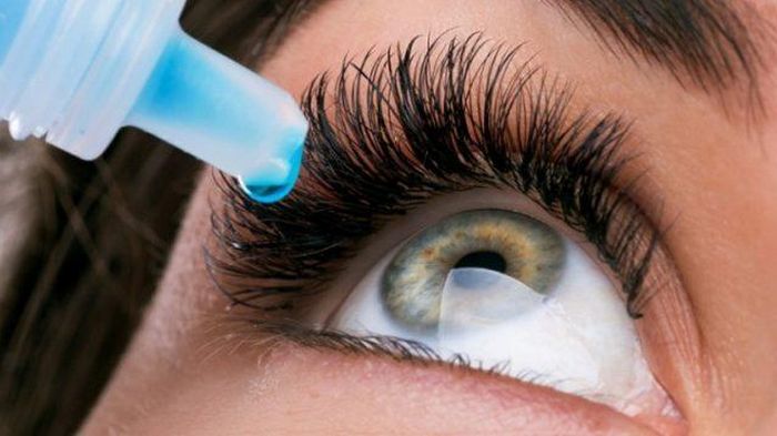Капли для глаз с гиалуроновой кислотой: все особенности и когда их стоит применять