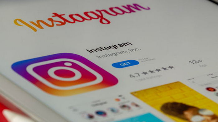 Instagram впервые опередил Facebook по количеству пользователей в Украине
