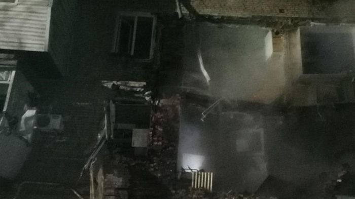 В Запорожье после взрыва обрушилась часть дома