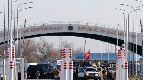 Таджикистан и Кыргызстан договорились прекратить огонь