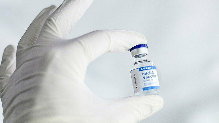 Исследования: две дозы вакцины малоэффективны против Омикрона