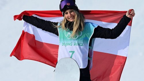 Олимпиада-2022: Австрийская сноубордистка Гассер выиграла золото в биг-эйре