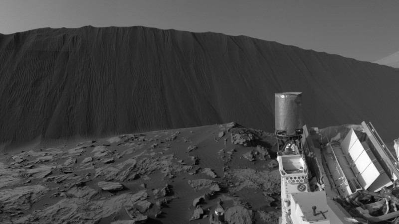 NASA зафиксировал высадку китайского зонда Чанъе-4 в кратер фон Карман