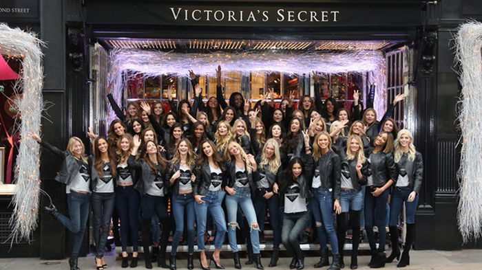 В России закрываются все магазины Victoria’s Secret