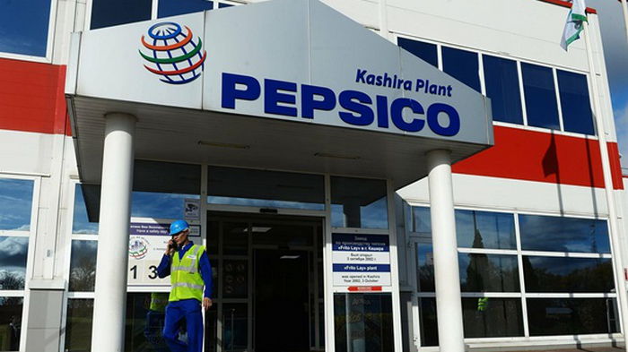 PepsiCo прекращает продажу напитков в России