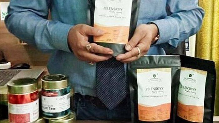 Индийская компания назвала черный чай в честь Владимира Зеленского
