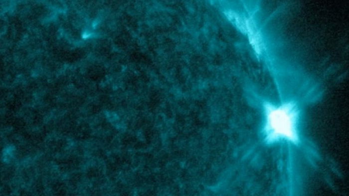Космический аппарат NASA заснял недавнюю мощную вспышку на Солнце (видео)