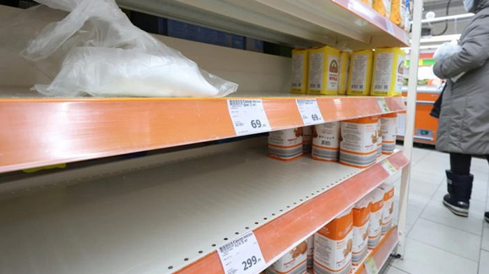 В России скупают сахар и гречку (видео)