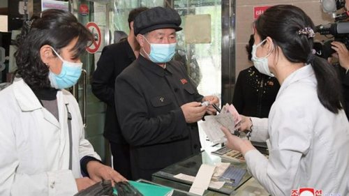 В КНДР выявили более 230 тысяч новых больных «лихорадкой»