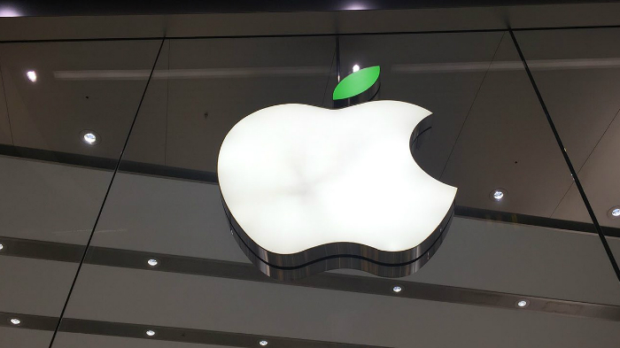 Незаконная продажа акций Apple на 10 млн $