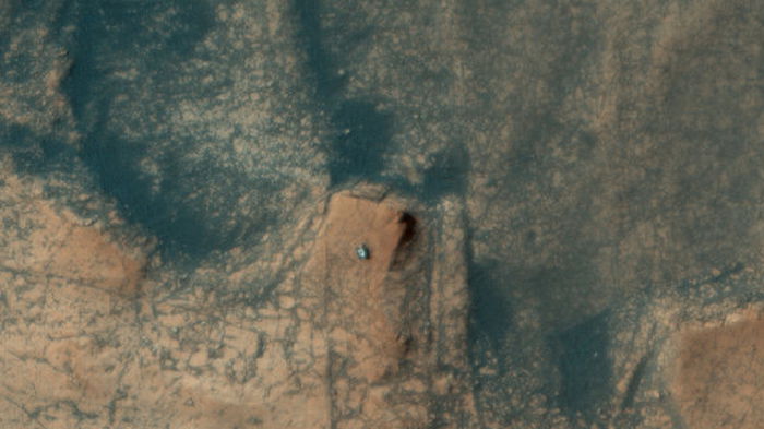 Марсоход Curiosity снял сверхподробную панораму с причудливыми скалами (фото)