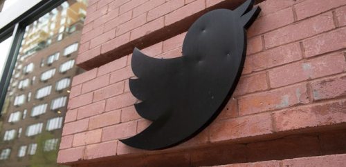 В Twitter попросили сотрудников не обсуждать соглашение о продаже Илону Маску