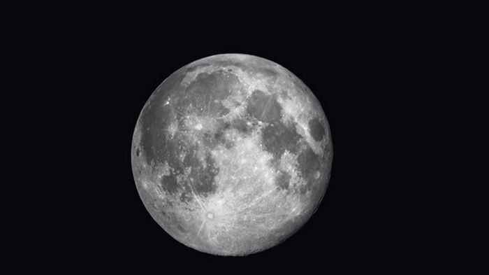Ученые нашли лучшее место для строительства лунных баз