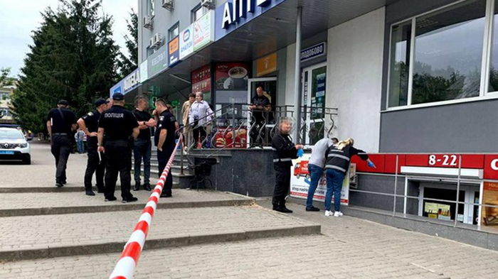 Убийство в Ровно: подозреваемый — полицейский (видео)