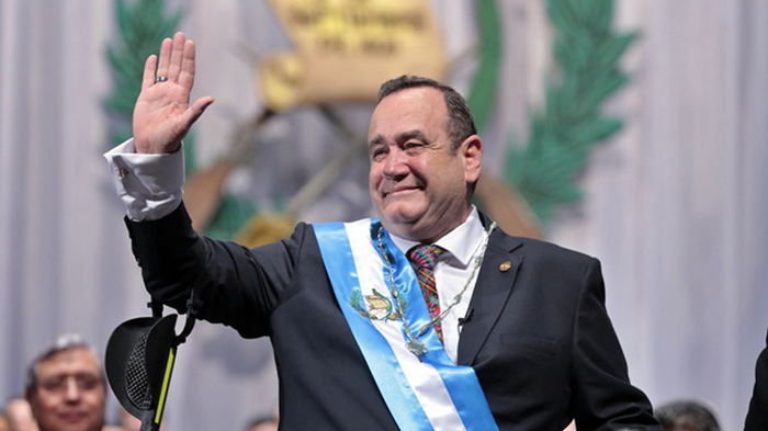 В Гватемале обстреляли делегацию президента