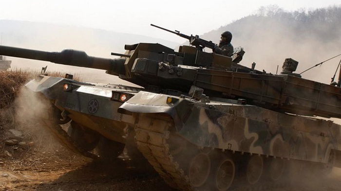 Южная Корея поставит Польше около 400 танков и гаубиц